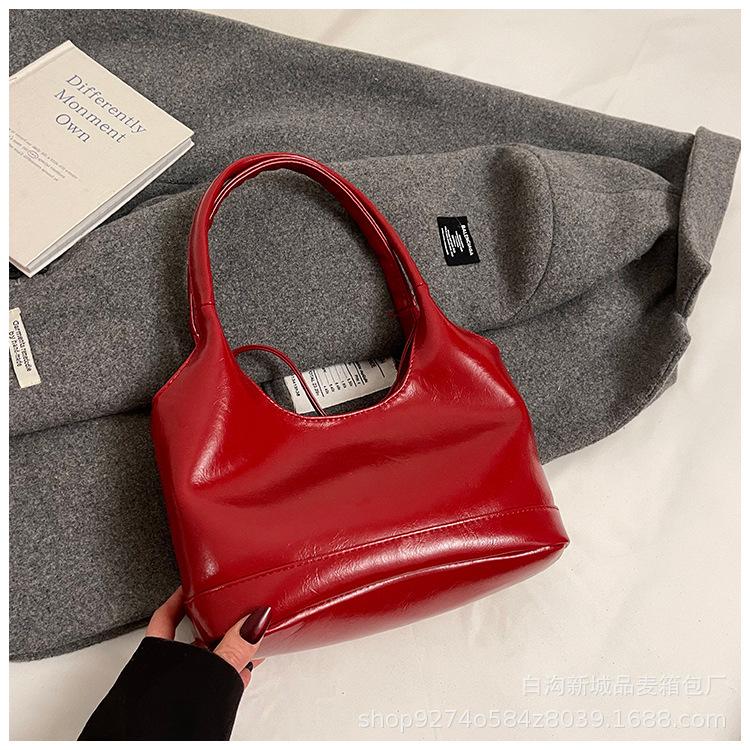 

New Bowknot PU Women s Bag Simple and Commuting Messenger Bag Large Capacity Underarm Tote Bag for Women