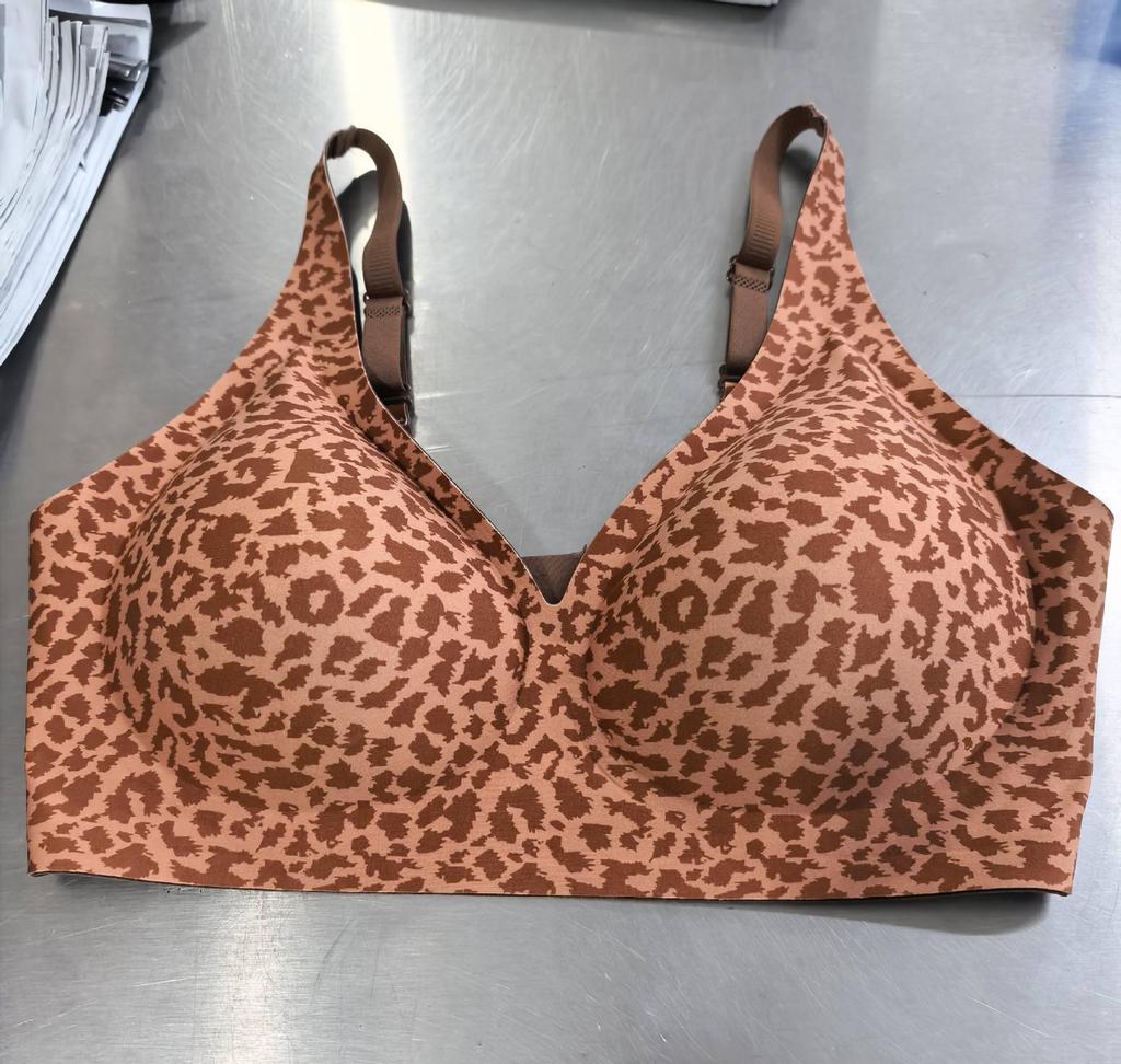 Plus Size Push-Up Sports Bra - Deep V Anti-Sagging Lingerie