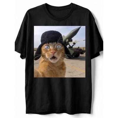 A Humorous Cat Selfie T-Shirt Featuring a Fun Print, Designed with a Crew Neck And Short Sleeves. This Casual And Comfy T-Shirt Is Made from Pure,