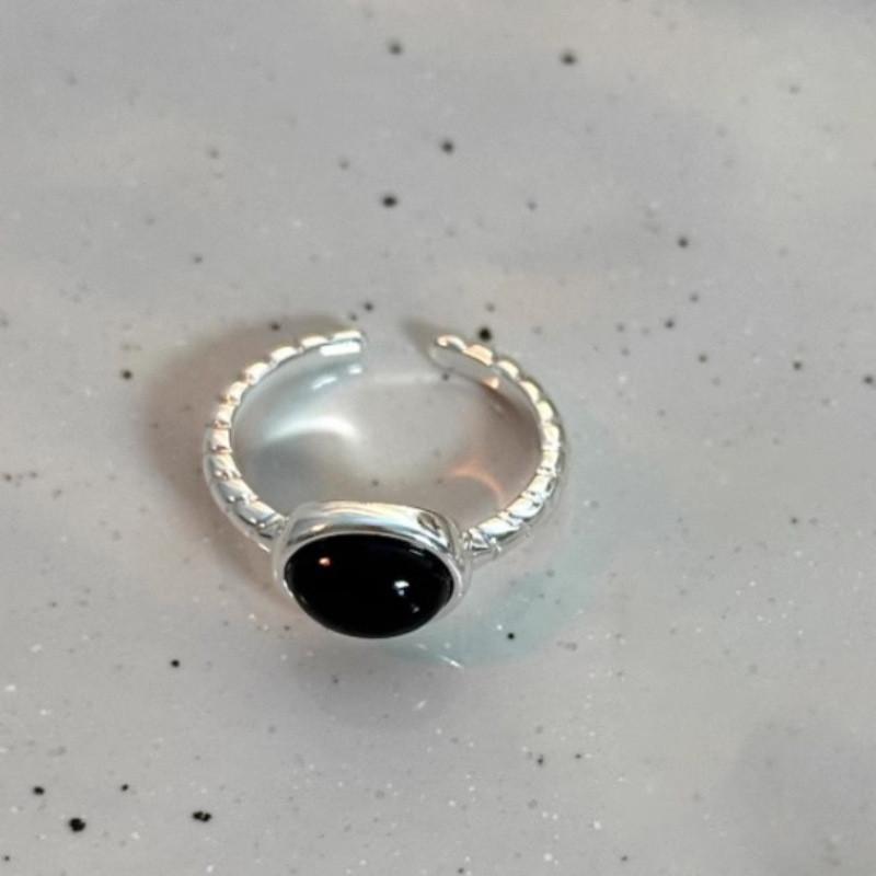 Modern Minimalist Oval Agate Ring For Women With Adjustable Copper Design And Unique Korean Style Inspired
