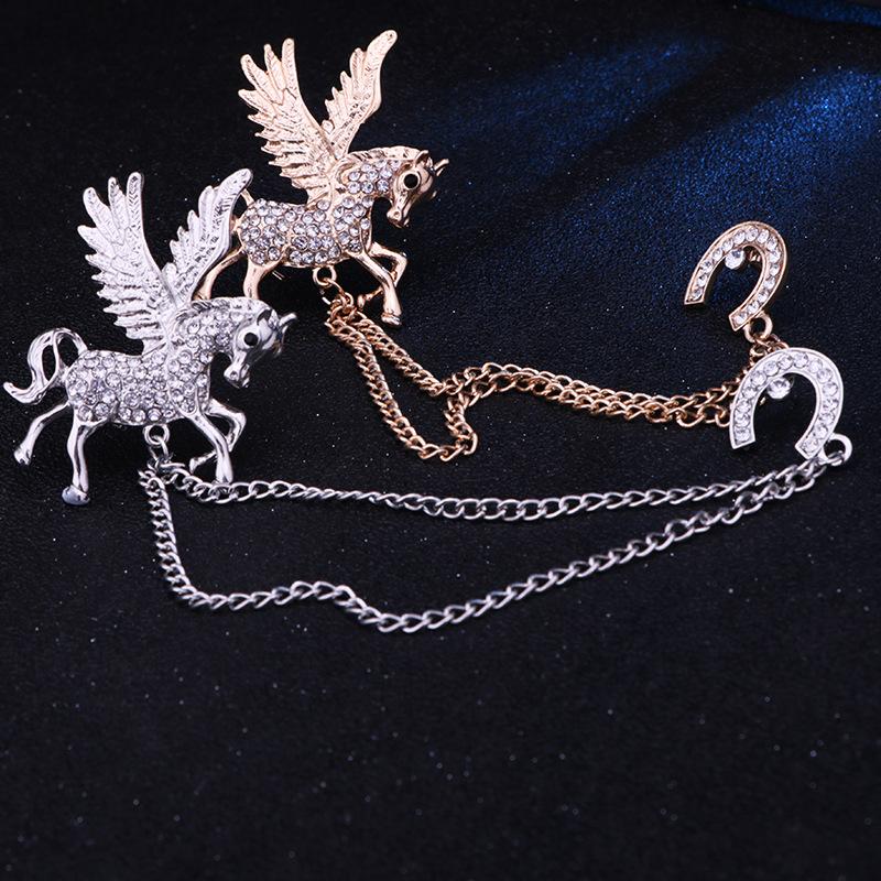 Alloy Wing Horse Chain Brooch Zodiac Pony Pins Women Men Clothing Accessory Suit Lapel Corsage  Year Gift