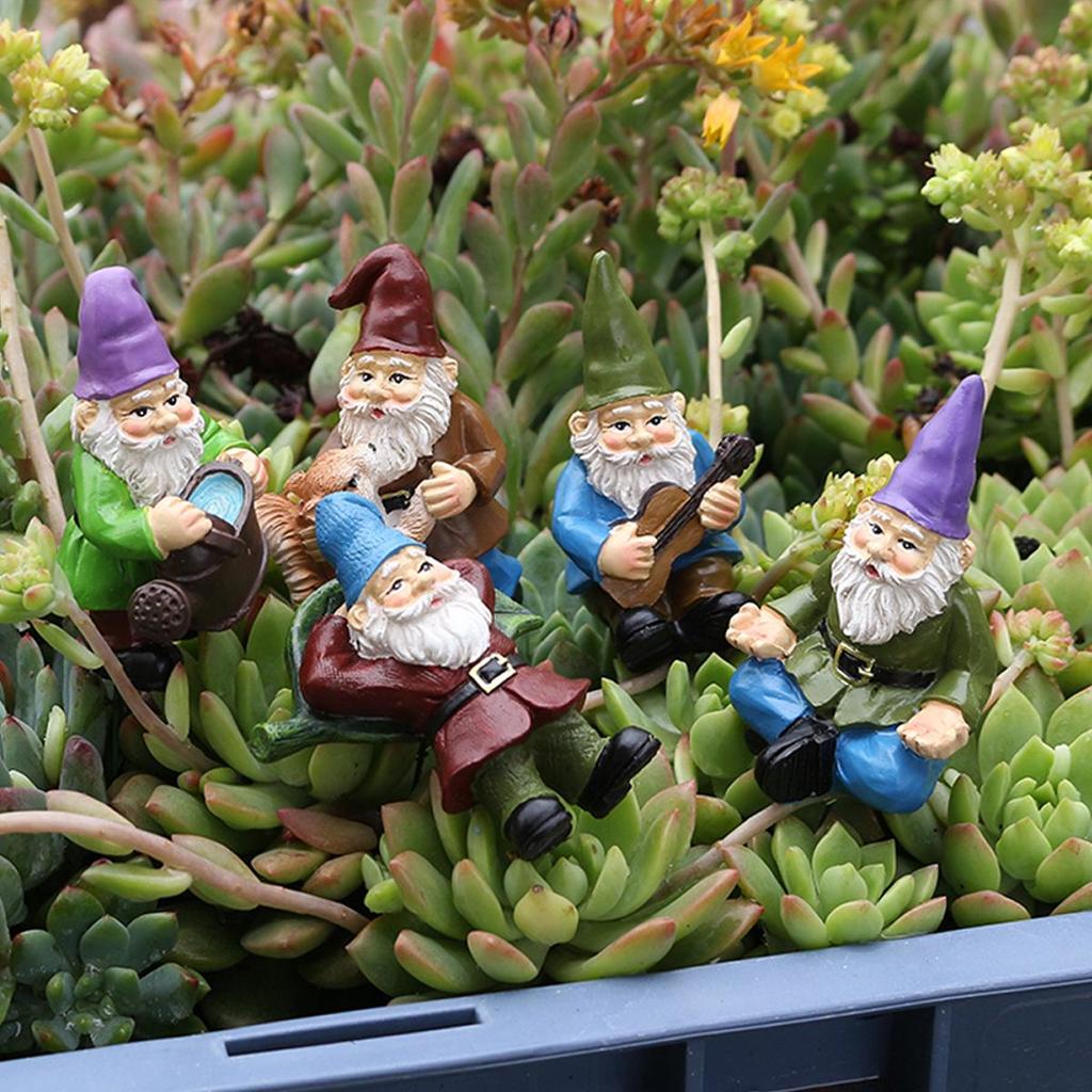 Resin Garden Gnome and Dwarf Figurines for Lawn and Courtyard Decor.