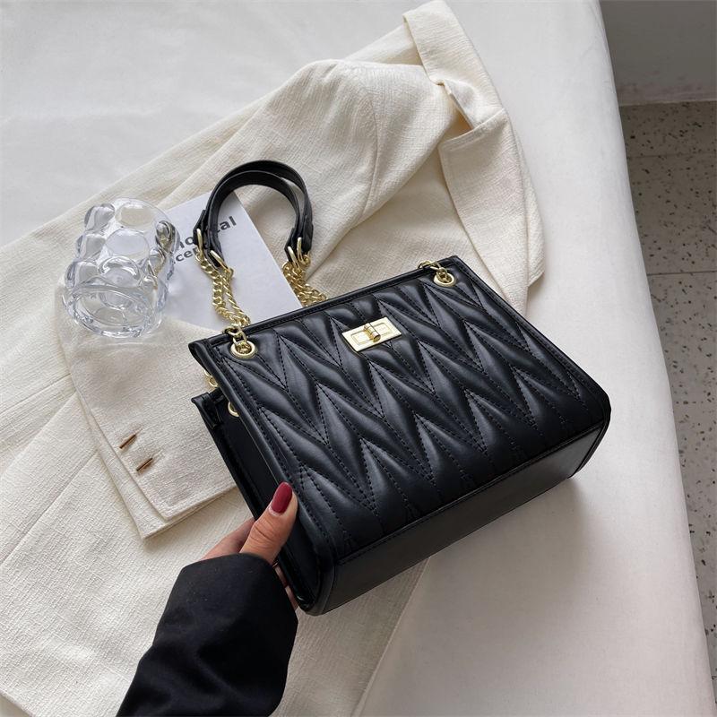 This Year's Popular Bag Women's Large-capacity 2025 New Versatile Fashion Chain Shoulder Bag Messenger Commuter Bag