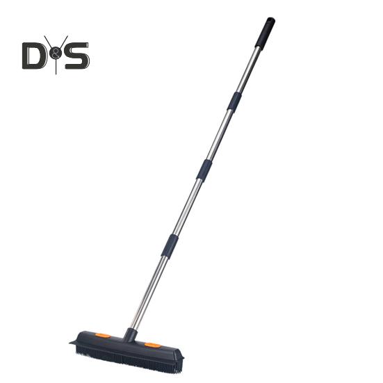 מטאטא לשיער חיות מחמד 2 ב-1 עם ידית ארוכה עם מגב מברשת קלת משקל להסרת פרווה אחיזה ארגונומית מברשת ניקוי רב-משטחית