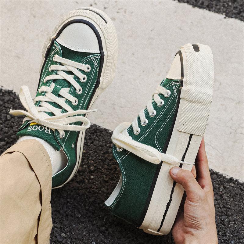 Canvas New Summer Breathable Casual Sports Flat Shoes Lightweight Soft Sole Youth Cloth Shoes