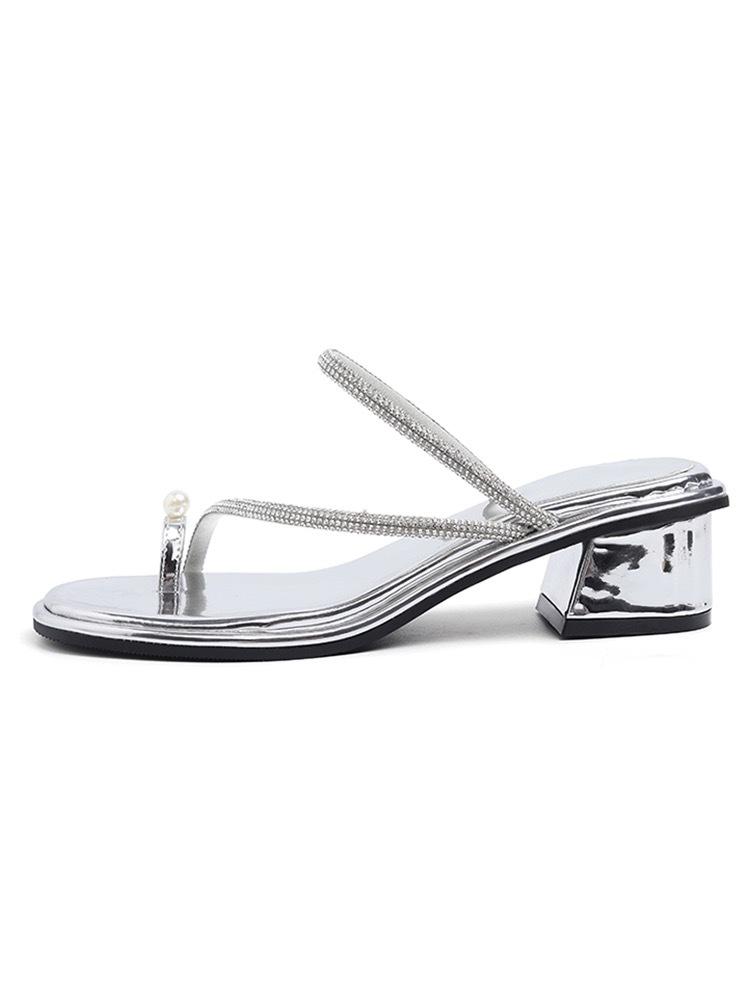 Fairy wind thick heel set toe pearl cool slippers women wear 2025 new rhinestone vacation toe sandals with skirt