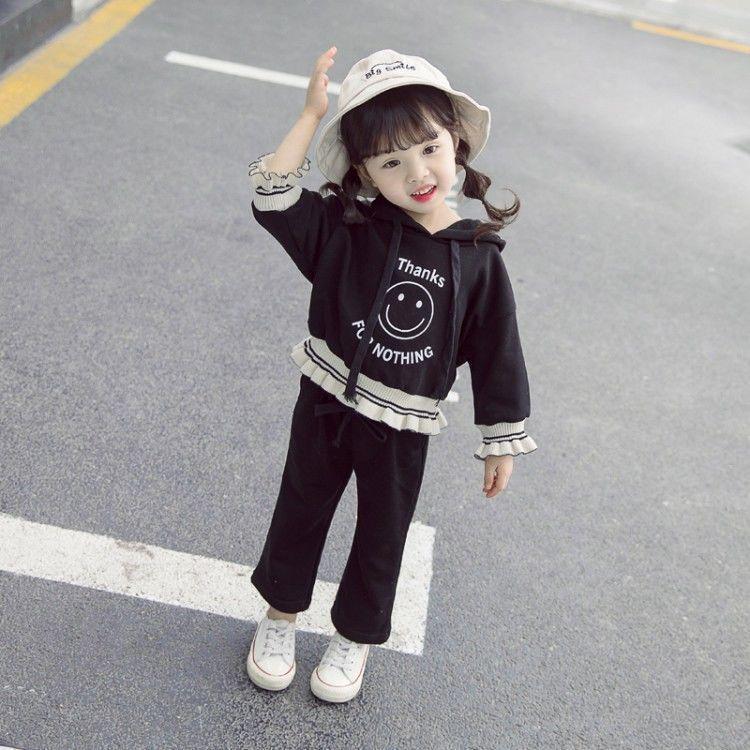 Stylová dvoudílná sportovní souprava s dlouhým rukávem pro holčičky na jaro a podzim 2025