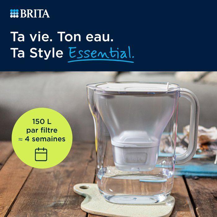 Carafe filtrante BRITA - Style Essential Bleu minéral - Capacité 2,4L dont 1,4L d'eau filtrée - 2 filtres Maxtra Pro Pure