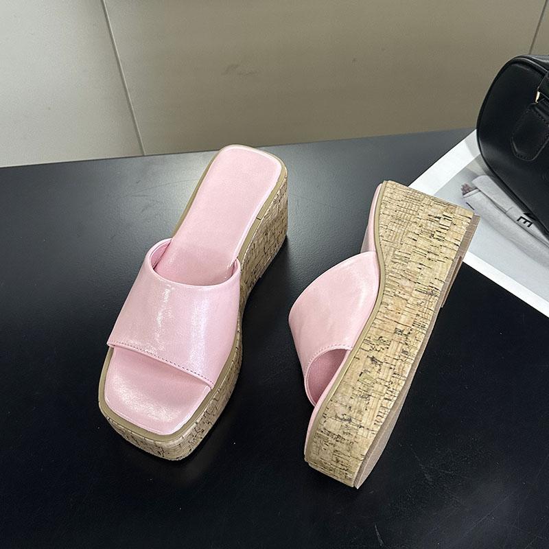 Fashion Fashion Thick Soled Footwear Ladies Wedges Slippers Shoes Platform Women Wedges Slippers Shoes Female Slides Sandals Big Size 43