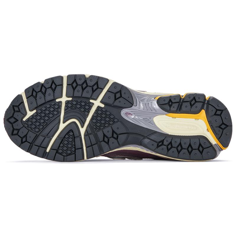 New Balance 1906R Licorice Sneakers M1906RRA