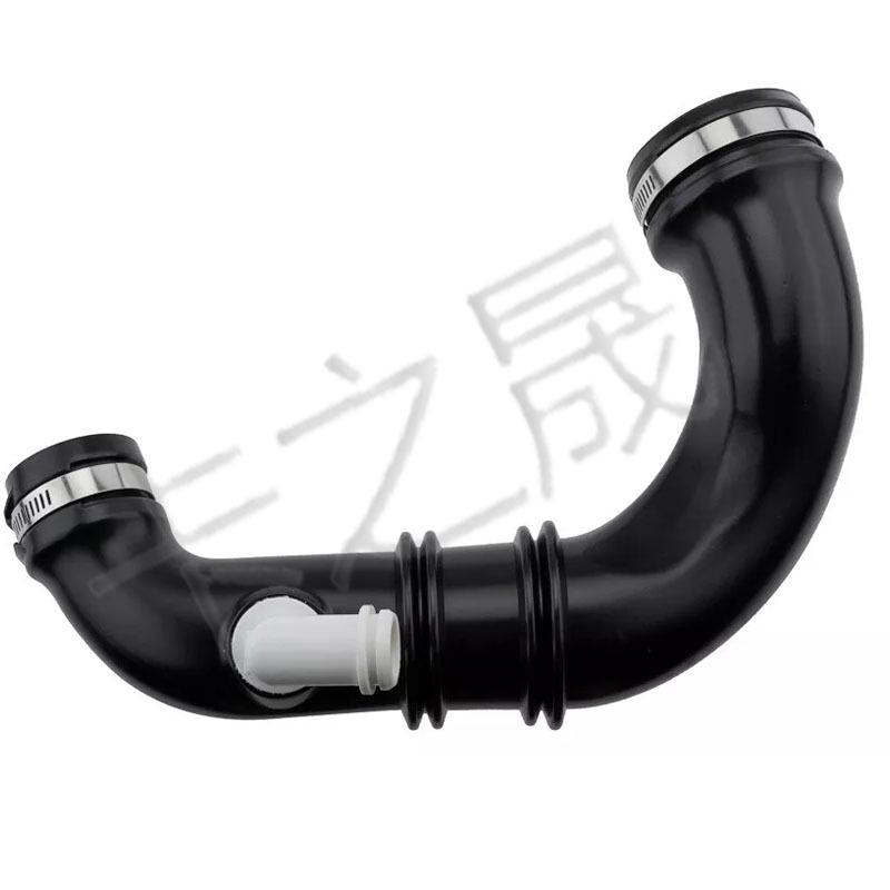 Renault Engine Turbo Intercooler Radiator Pipe (Part No. 8200331958)