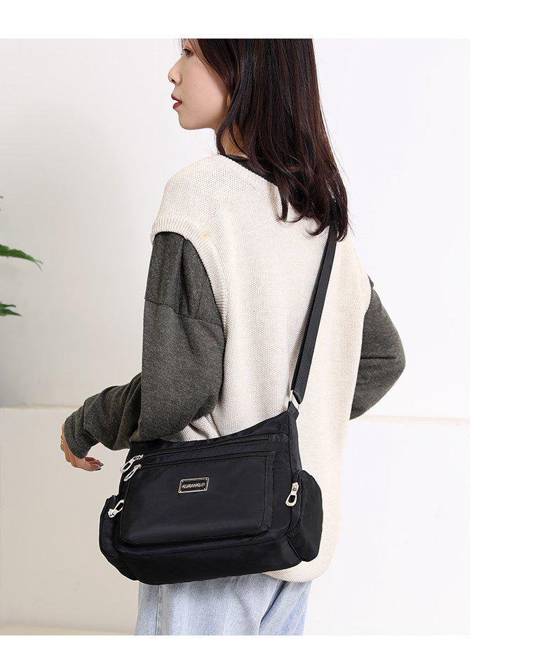 Sac bandoulière unique pour femme: Sac en Toile de Nylon Grande Capacité avec Multiples Compartiments pour Mères d'Âge Moyen et Âgées