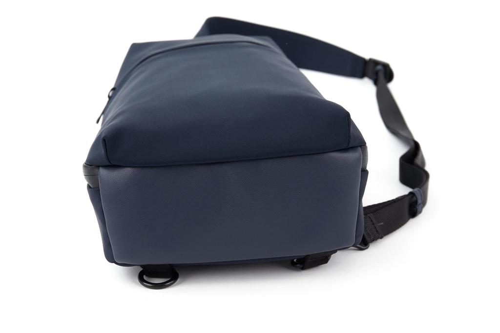 Sonne Men's Body Bag, Black, SO-SOSL005-BK