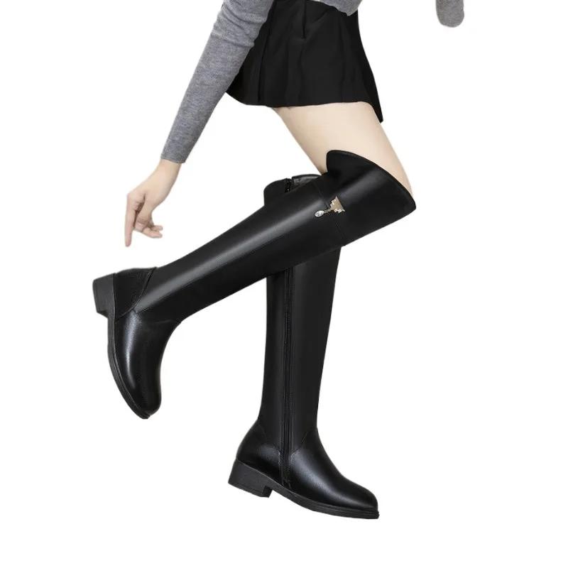 Modă Peste genunchi Iarnă Cizme Moderne Toc Pătrat Fermoar 2024 Vânzare Fierbinte Pantofi Dama Vârf Rotund Decorațiune Metalică Solidă Cizme de Damă