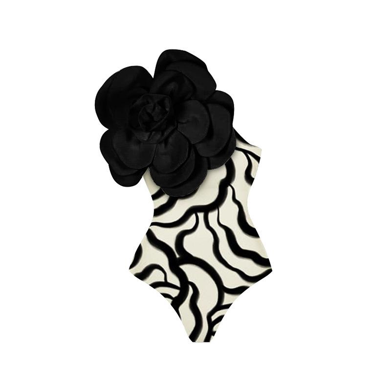 Dámské konzervativní plavky s 3D květinovým designem na plážovou dovolenou