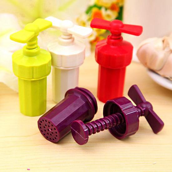 Zázvor Česnek Ruční Lis Twist Kráječ Drtič Plastová Škrabka Kuchyňské Nářadí