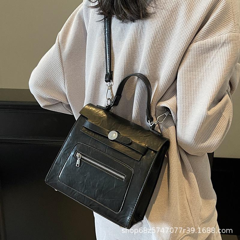 Korean version of fashion handbag 2025 new collegiate style spliced shoulder bag casual large-capacity crossbody bag