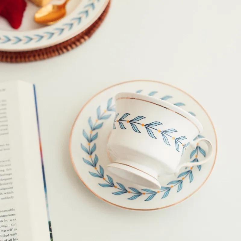 Ins Style Ceramics Mug Retro Golden Trim British Afternoon Teacup Bone China Cup Coffee Cup with Saucer Breakfast Dessert Cup