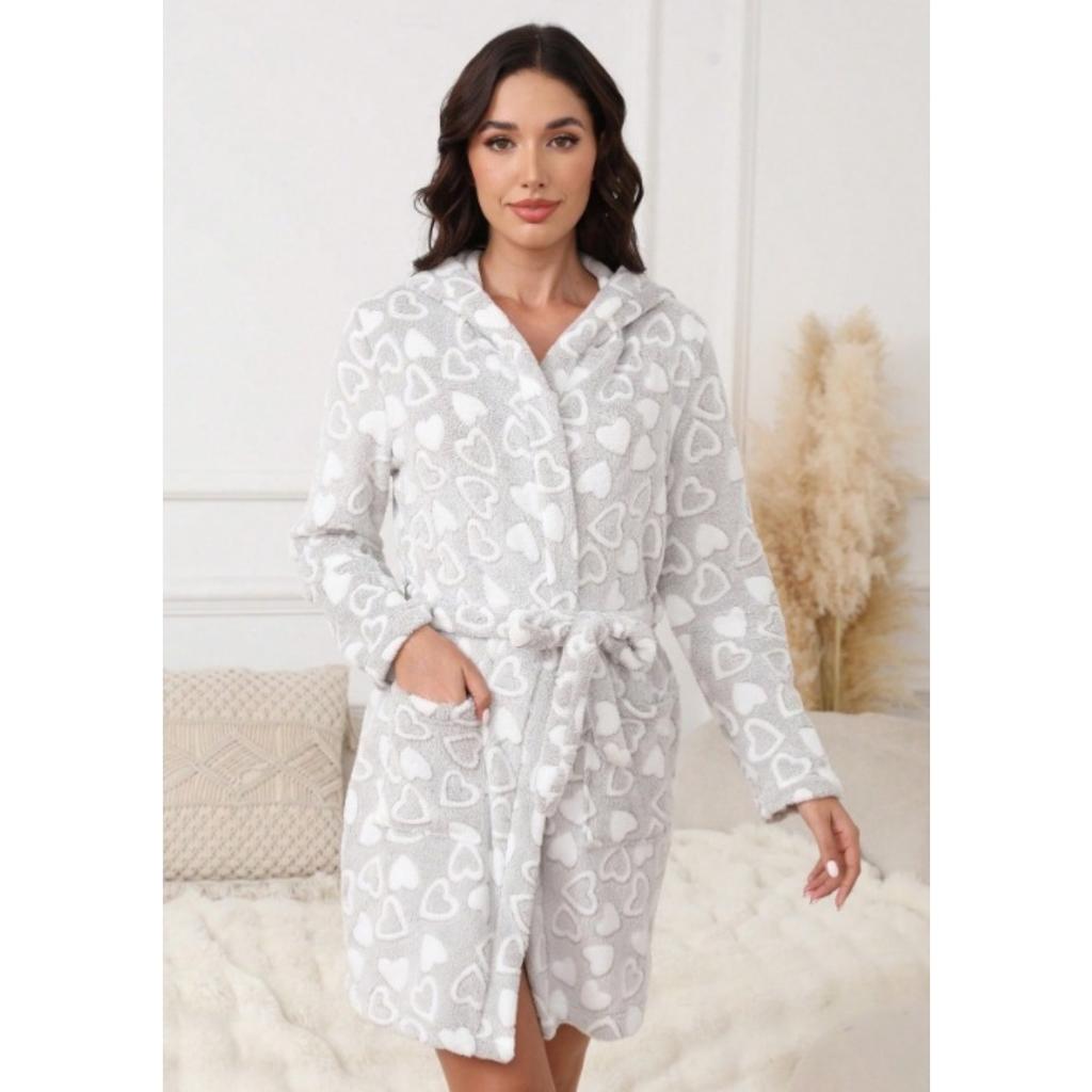 Autumn and Winter Hooded Home Plush Pajamas Short Sleeved Solid Color Warm, Nightgown