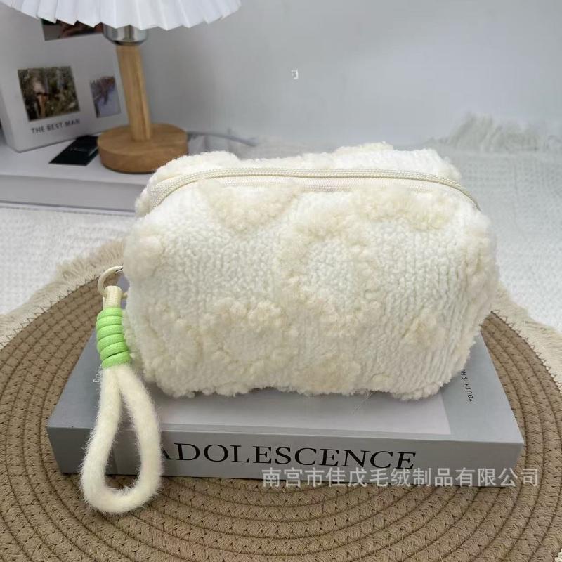 Plush Makeup Bags with Handle Soft Travel Cosmetic Storage Bag Portable Love Print Organizer Pencil Case Cute Clutch Pouch