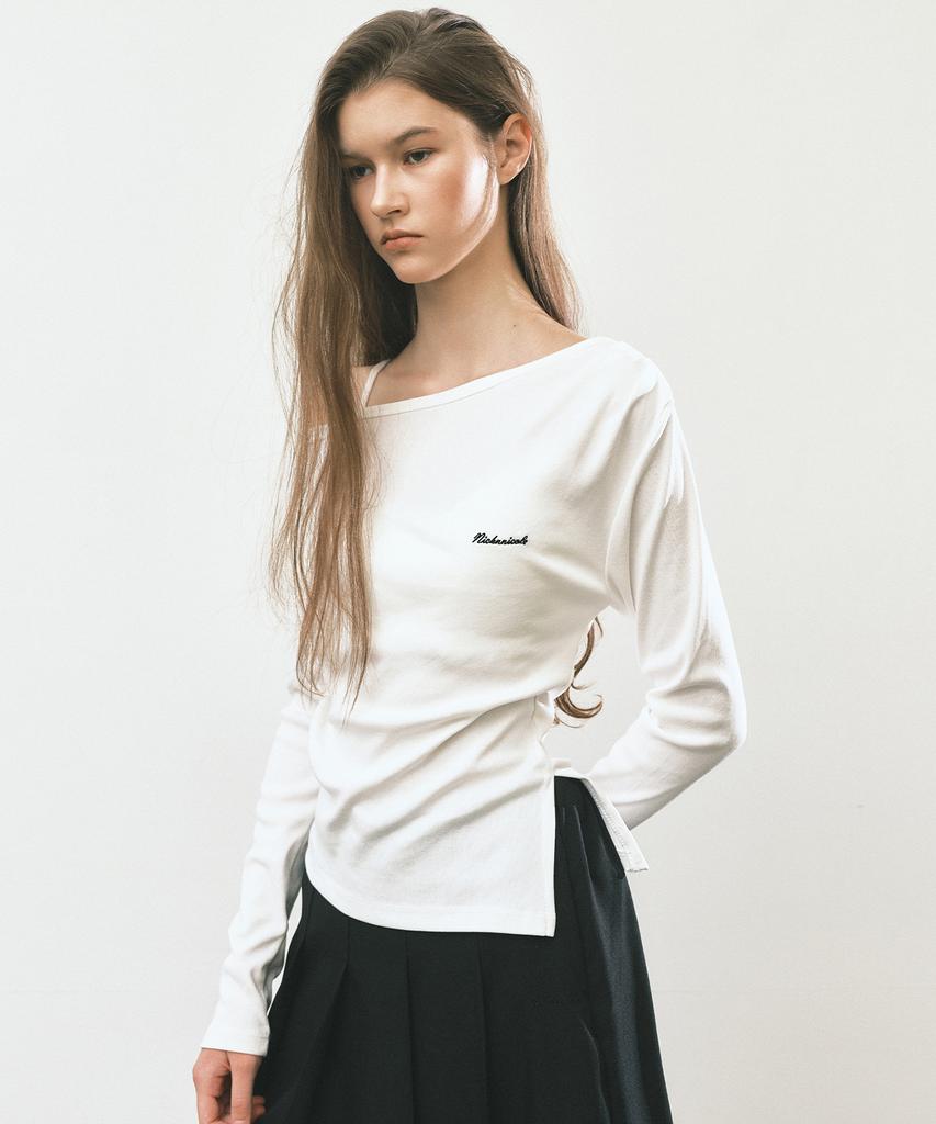 NICK&NICOLE Diagonal Off Shoulder Top_Ivory