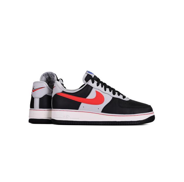Кроссовки Nike DC8874-001
