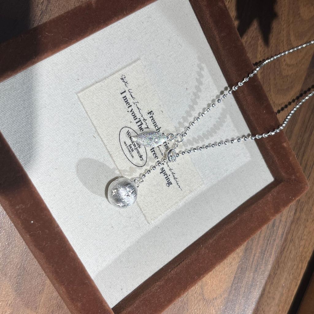 French Retro Wind Brushed Ball Necklace Women'S Vintage Simple Versatile Sweater Chain Niche Design Burst