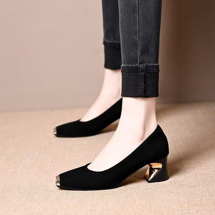 Thick Heel Bag Head French Metal Square Head Single Shoes 2025 Autumn New Wide Feet Light Suede Light Mouth Women's Shoes
