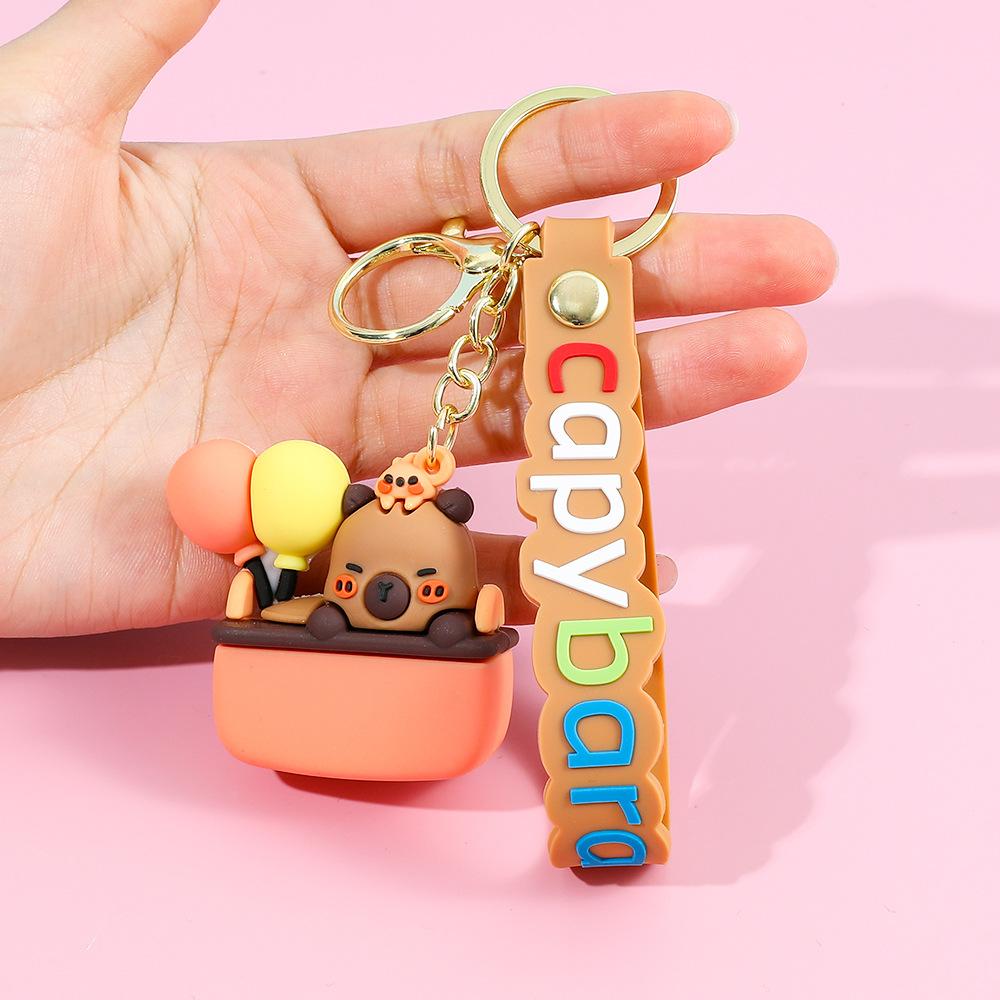 Creative Cute Capybara Keychains For Car Keychain Anime Cartoon Capibala Pendant Women Doll Keyring Charm Holiday Gifts Jewelry