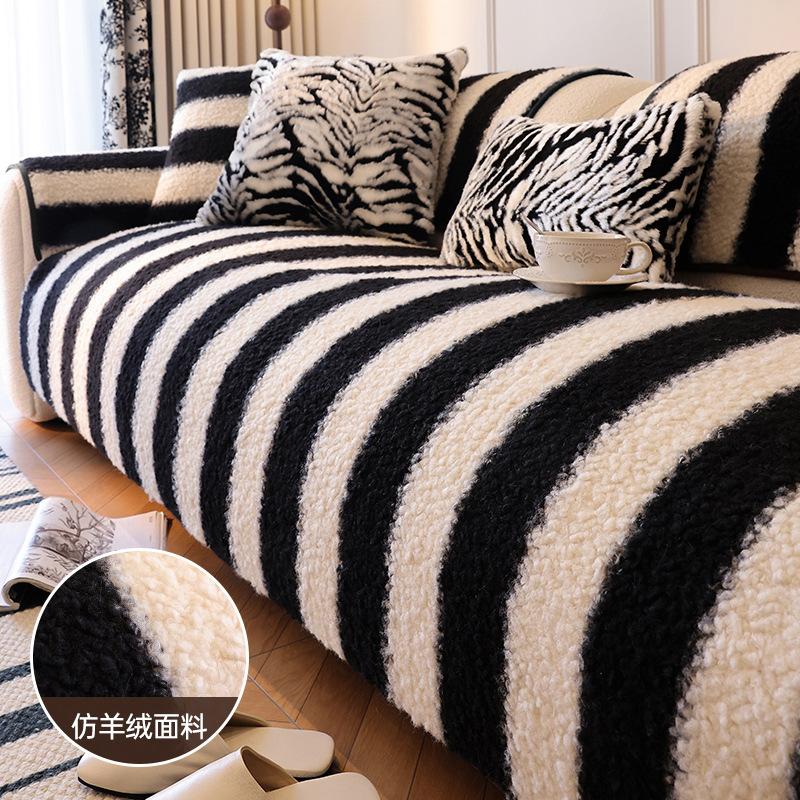 

Plush Sofa Cushion Autumn And Winter New Straight Row Sofa Cover Light Luxury High-Grade Leather Sofa Special Cushion 70*70cm