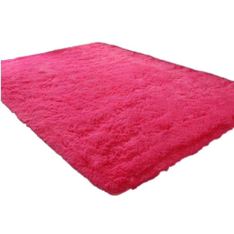 

High-quality Polyester Fiber Pv Velvet Carpet In Various Sizes And Colors
