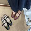 French evening breeze temperament small leather shoes women's 2025 spring and autumn new flat-bottomed retro single shoes Mary Jane shoes