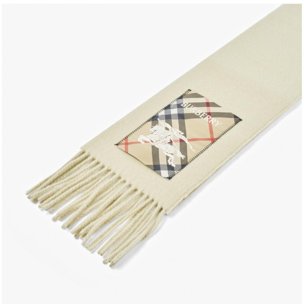 Burberry 8103995 A4186 Check Label Wool Muffler