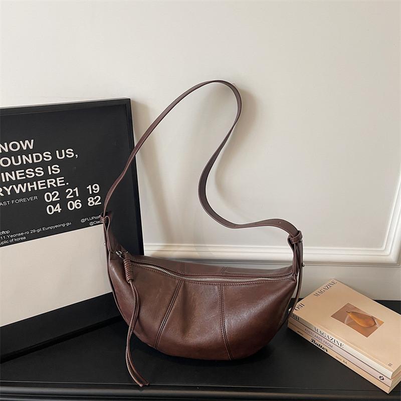 IELGY Casual All-Match Cross-Body Croissant Commuter Shoulder Underarm Dumpling Bag