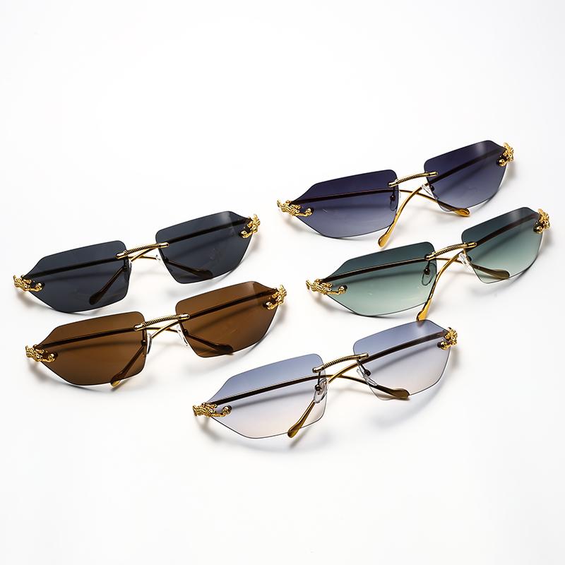 New Fashion Women'S Metal Cateye Sunglasses Men'S Sunglasses Leopard Legs Steampunk Style Trendy And Versatile Glasses
