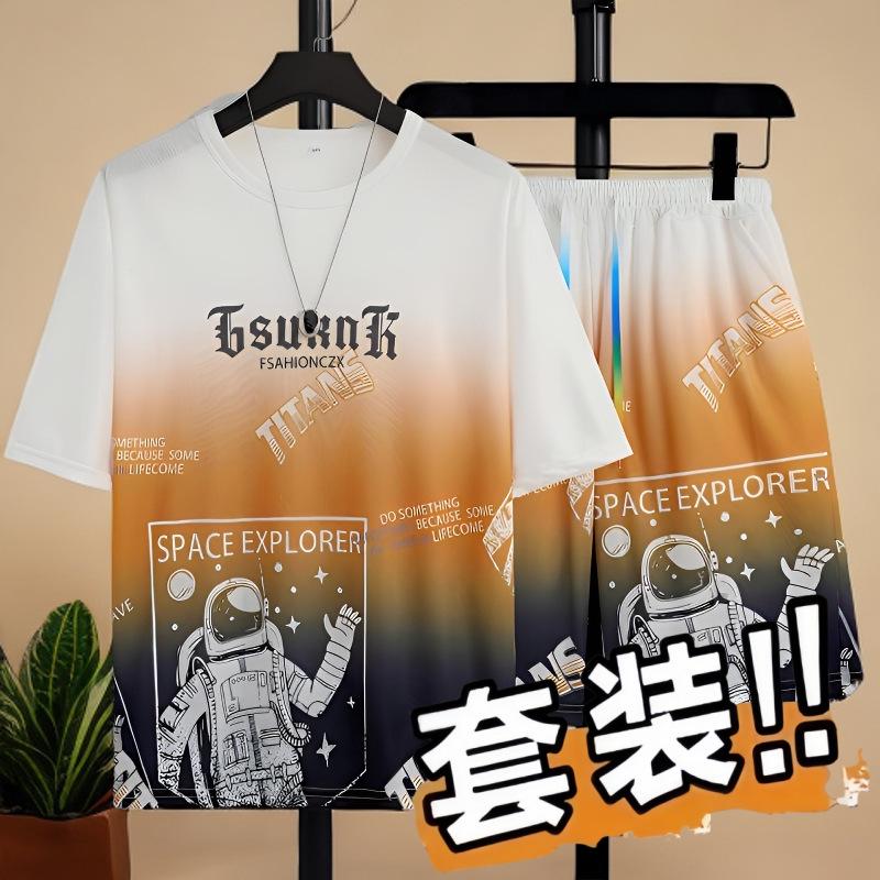 Men's Gradient Ice Silk Two-Piece Set: Short Sleeve & Shorts Summer Sportswear.