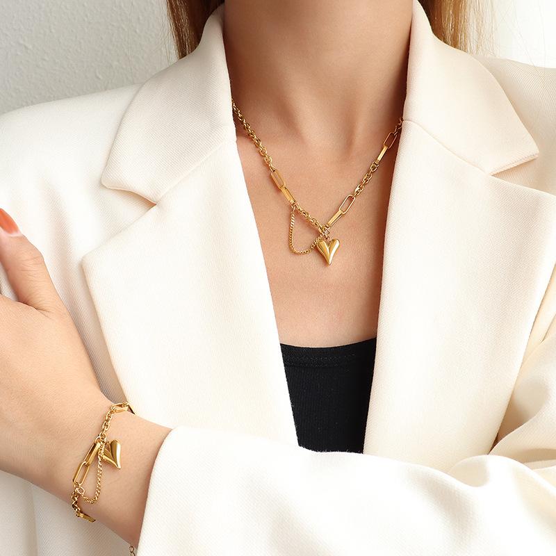 Tassel Heart Pendant Minimalist 18k Gold Titanium Clavicle Necklace Set
