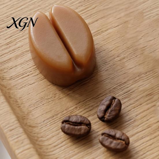 Coffee Bean Keychain Squeeze Toy Realistic Food Healing Sensory Slow Rebound Office Desk Stress Shape Decompression Tool Portable Bag