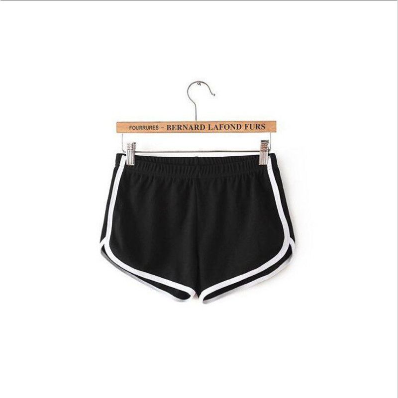 2024 Europejskie i Amerykańskie Eksportowe Spodenki Sportowe Damskie, Domowe Codzienne Jednokolorowe Modne Spodenki do Jogi na Plaży, Kolorowe Hot Pants