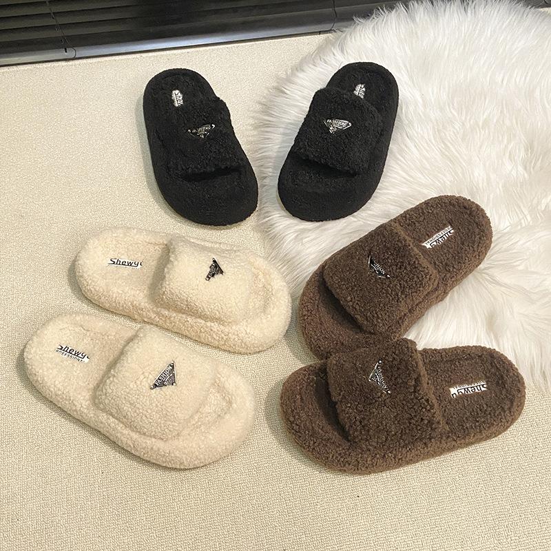 Mao Mao Slippers Women Wear Thick Soles To Increase the Height of Autumn and Winter Cotton Towing Home Light Luxury Inverted Triangle Explosion Plush