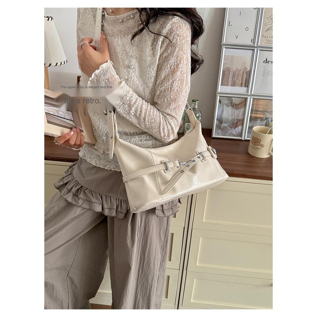 Xeie Thuk Shoulder Bag Women Glossy PU Adjustable Strap Daily Commuting