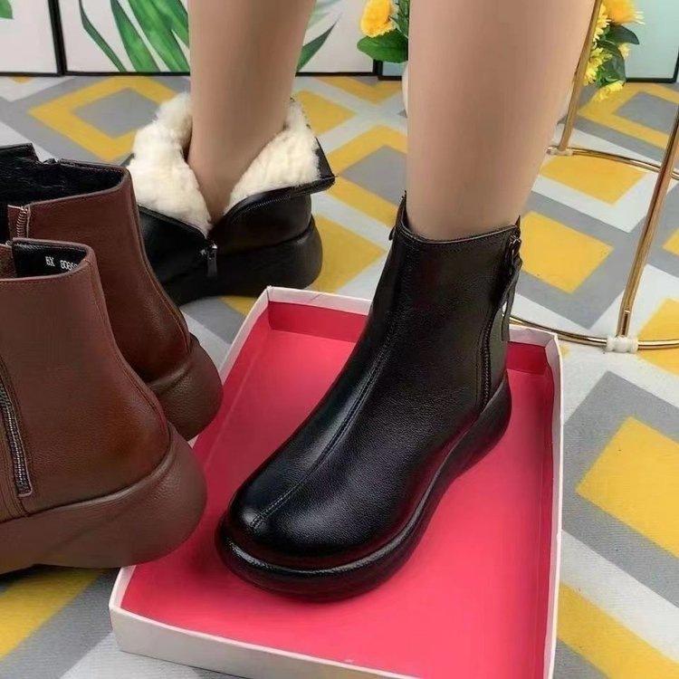 Winter High-end Mother Short Boots Women's 2025 New Non-slip Soft-soled Foreign-style Fashion Versatile Velvet Warm Cotton Boots