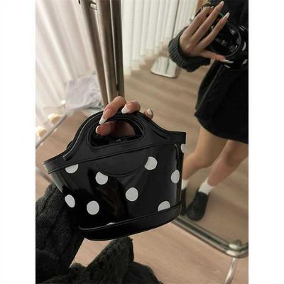Handgepäck-Korbtasche für Damen, Sommer, All-Match, gepunktete Umhängetasche, Strand, lässige Schultertasche