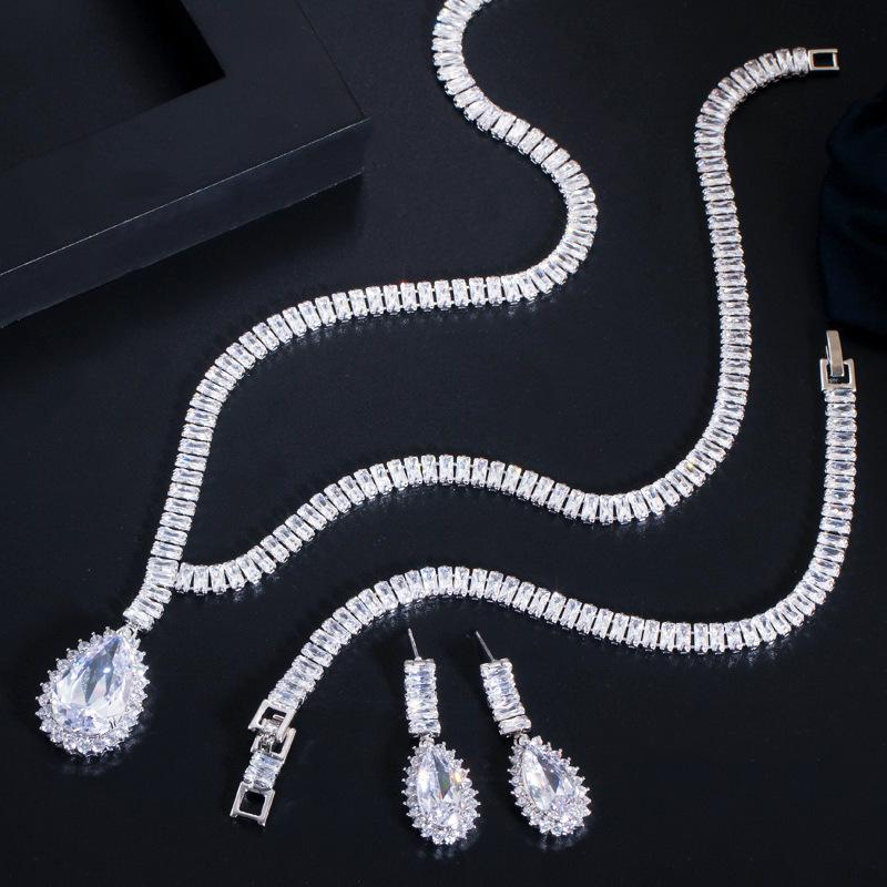 T0167 Exclusive Bridal Accessories Water Drop Zircon Necklace Earrings Bracelet Three Sets