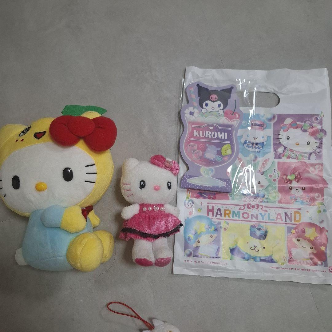 Hello Kitty stuffed animal set of 2, Harmonyland Kuromi memo pad
