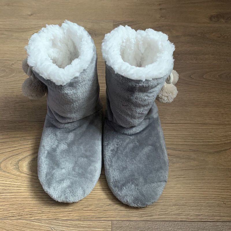 Men's and Women's Home Slipper Boots Autumn Winter Warm Fuzzy Indoor Fur Ball Plush Non Slip Grip Fluffy Female Floor Shoes Flat Ladies