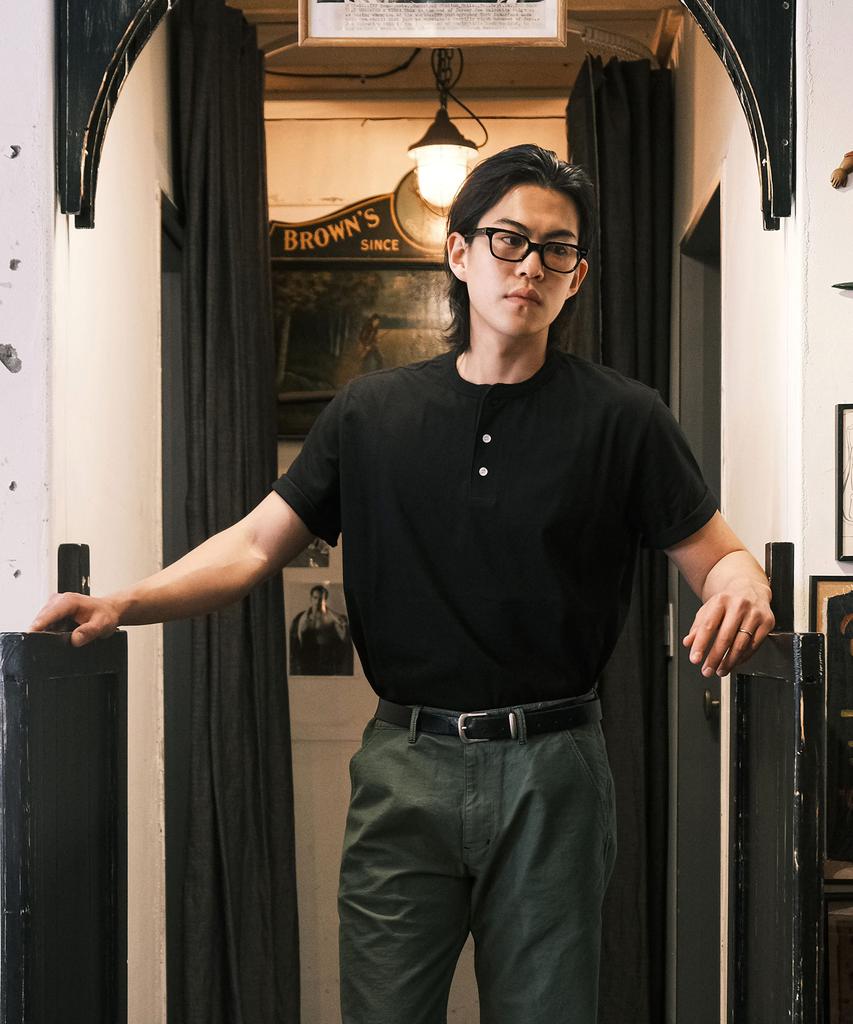 VDR Cozy Henly Neck T-Shirt [Black Night]