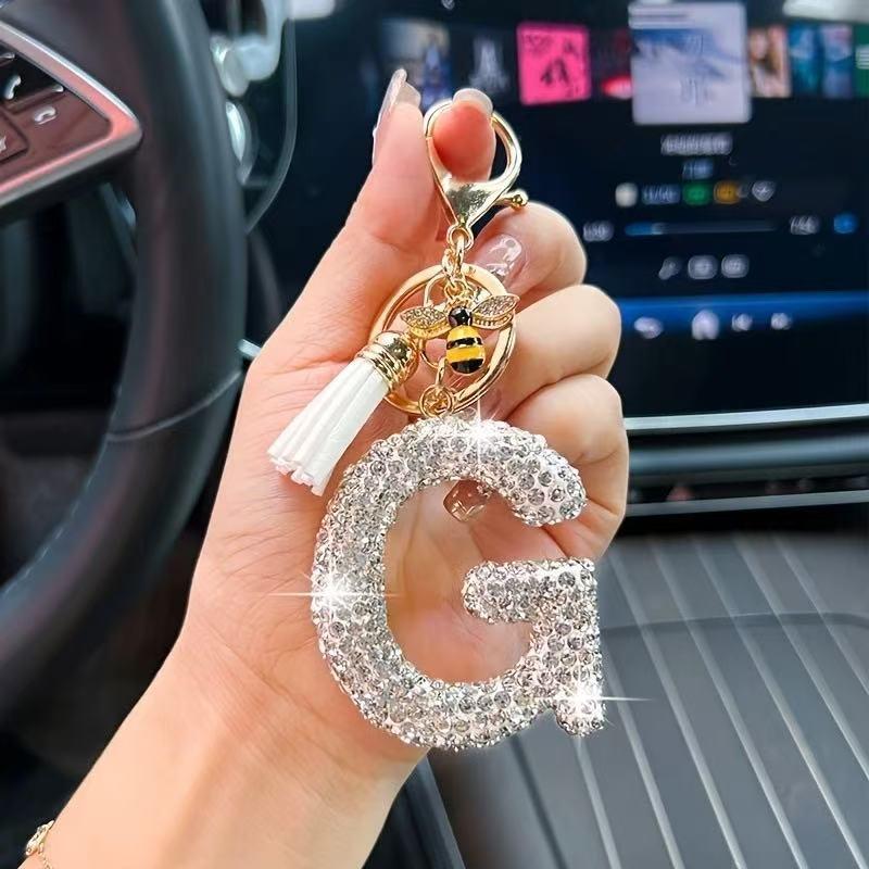 Błyszczący Rhinestone Litera Początkowa A Z Brelok Uroczy Breloczek z Pszczółką Ozdoba z Frędzli Spersonalizowane Prezenty Na Kluczyki Samochodowe Torbę