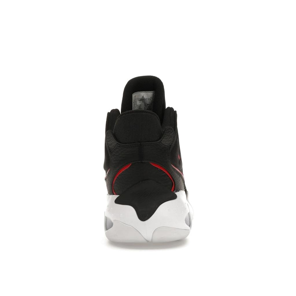 Air Jordan Max Aura 4 Bred Men Sneakers Black White University-Red DN3687-006