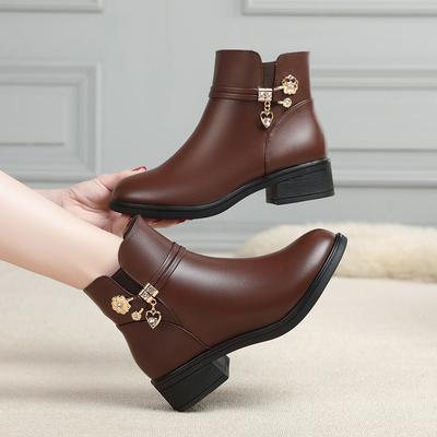 Cotton Shoes Autumn and Winter Plus Velvet Leather Shoes Warm and Lightweight Low-heeled Women's Shoes Soft Leather Soft Bottom Short Boots